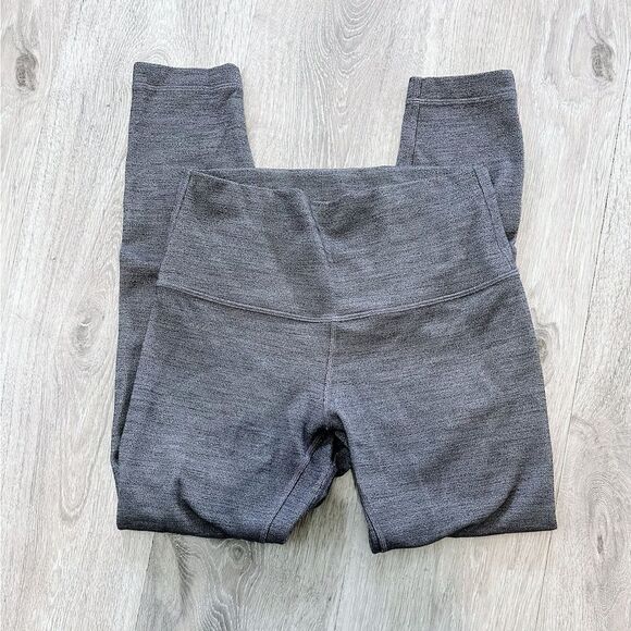 Lululemon Heather Gray Ankle Leggings - Picture 1 of 3